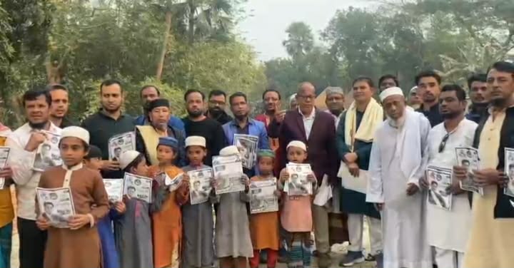 কচুয়ায় ইউনিয়ন বিএনপির সভাপতি শহিদুল্লাহ্ ভূঁইয়ার নেতৃত্বে ডোর টু ডোর প্রচার-প্রচারনা