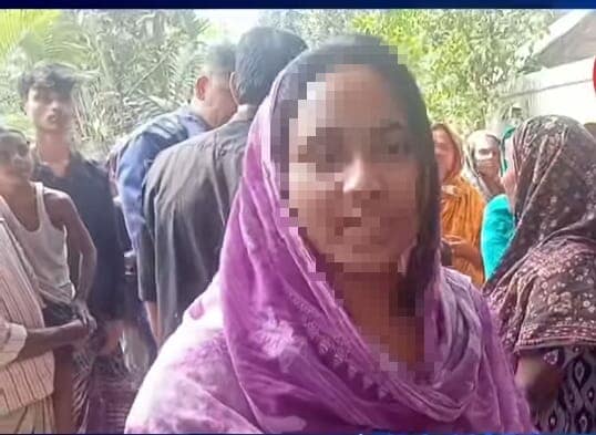 ভূরুঙ্গামারীতে স্ত্রীর স্বীকৃতির দাবিতে সেনাসদস‍্যের বাড়িতে চাঁদপুরের যুবতীর অনশন
