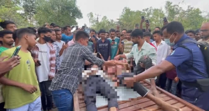 কুলিয়ারচরে মোটরসাইকেল দুর্ঘটনায় দুই বন্ধু নিহত