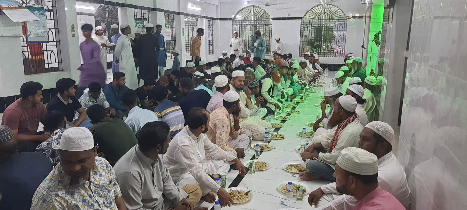 জামিয়া তাহরিকুল ঈমান মাদ্রাসা ও মসজিদে নুর কমপ্লেক্স সুলতানপুর এর ইফতার মাহফিল অনুষ্ঠিত হয়