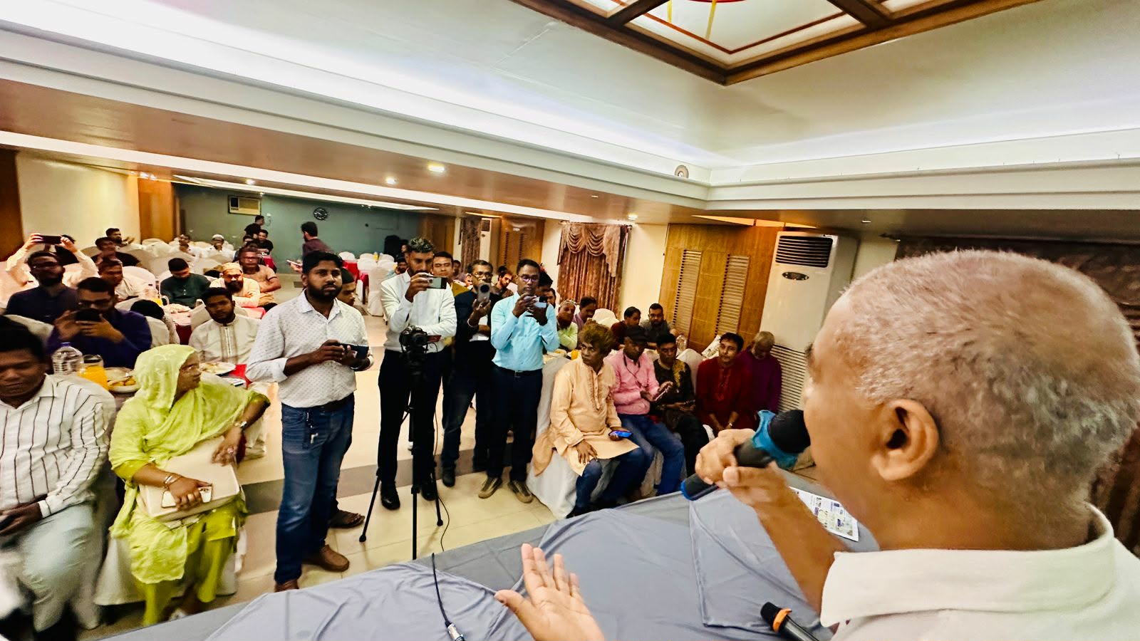 চট্টগ্রাম রিপোর্টার্স ফোরাম (সিআরএফ)’র দোয়া ও ইফতার মাহফিল অনুষ্ঠিত
