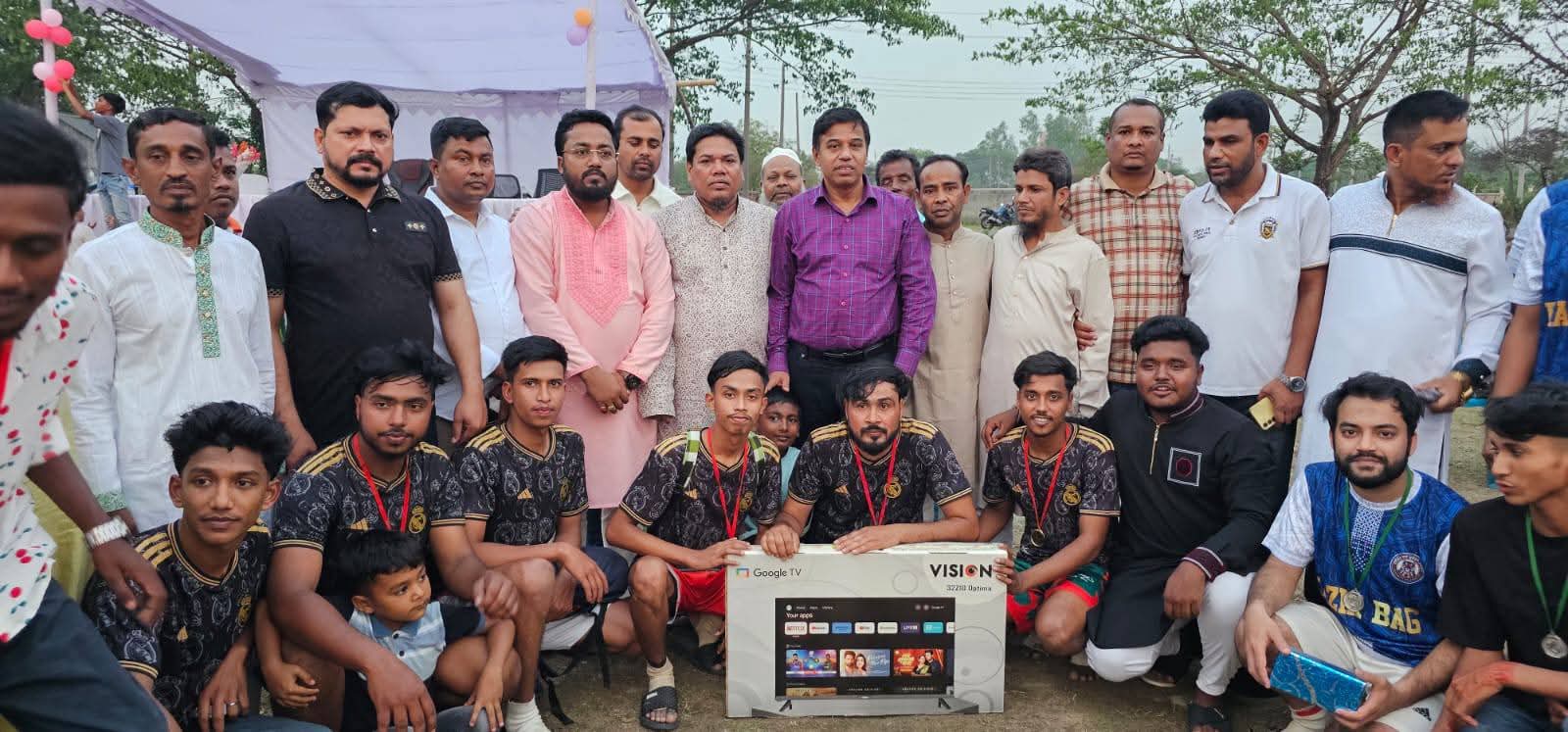 রূপগঞ্জে মরহুম আরাফাত রহমান কোকো ফুটবল টুর্নামেন্ট ফাইনাল খেলা অনুষ্ঠিত