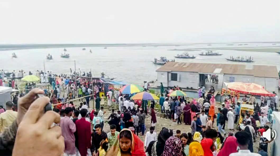 বিকেল হলে গাইবান্ধার বালাসীঘাটে পরীরা নামে