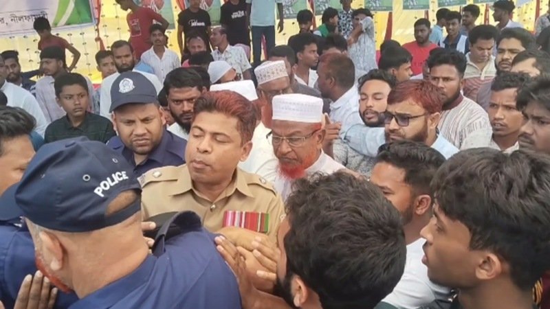 ডোমারে স্বাধীনতা দিবসের অনুষ্ঠানে এমপির নাম ঘোষণাকে কেন্দ্র করে বিএনপি-জামায়াতের মধ্যে উত্তেজনা