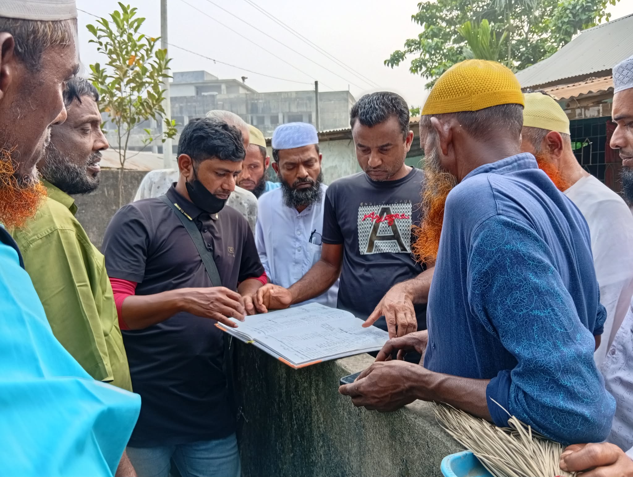পোগলা ইউনিয়নে পাগারের মাছ মারাকে কেন্দ্র করে পাল্টা পাল্টি অভিযোগ