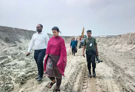হোসেনপুরে অবৈধ বালু ব্যবসায়ীকে ১ লক্ষ টাকা জরিমানা