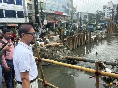 চসিক মেয়র শাহাদাত হোসেনের দ্রুত পদক্ষেপে জলাবদ্ধতা কমে স্বস্তি ফিরেছে নগরীতে