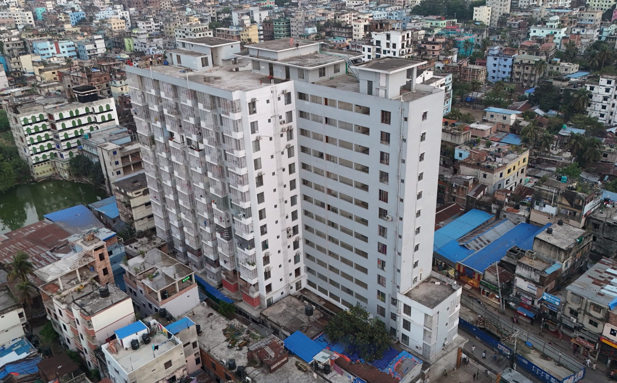 ক্রেতাদের সঙ্গে প্রতারণা চুক্তি ভেঙ্গে প্লাট বিক্রি কোরাল রীফের…