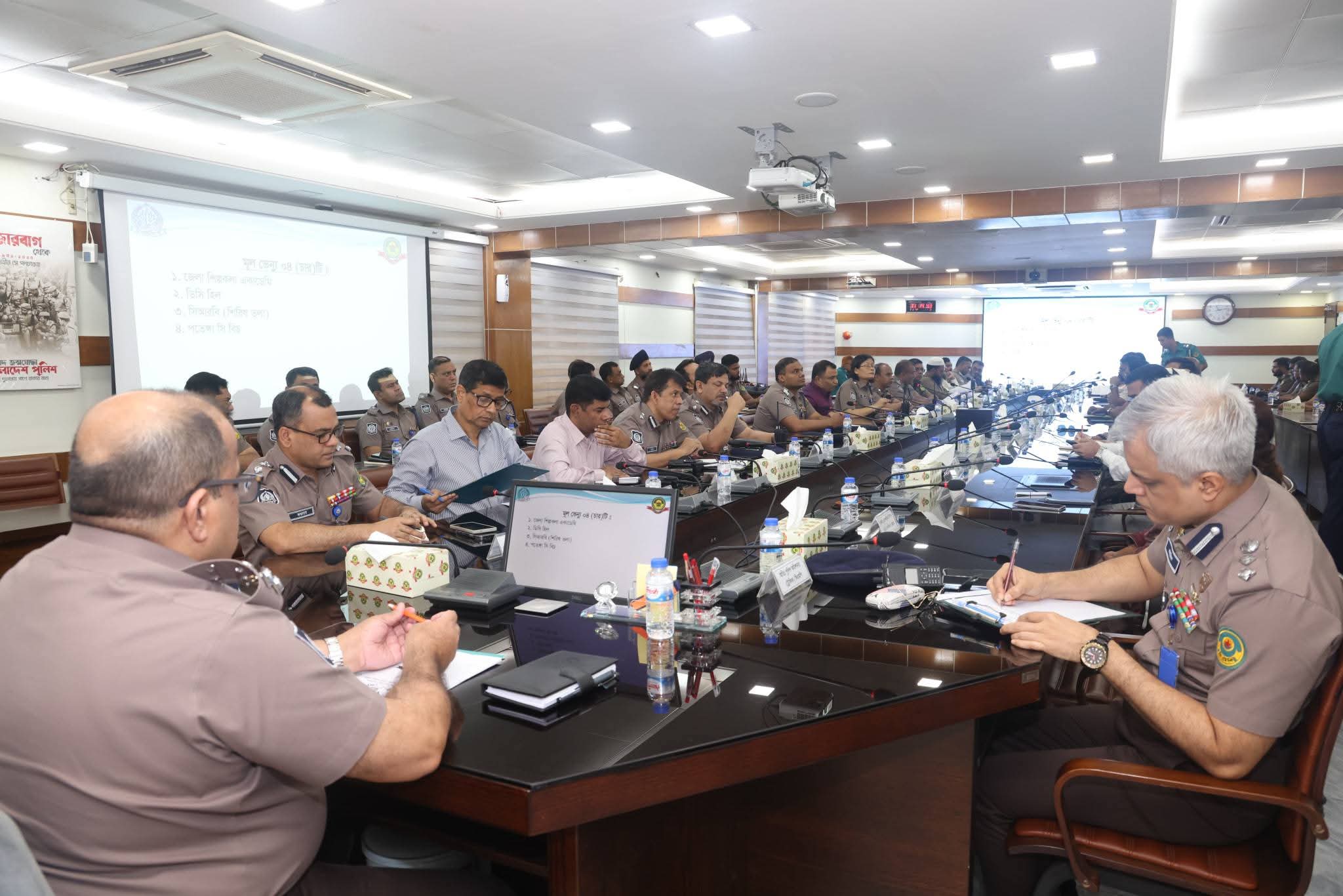 আসন্ন পহেলা বৈশাখ ১৪৩৩ উদযাপনকে ঘিরে সিএমপিতে নিরাপত্তা সমন্বয় সভা অনুষ্ঠিত