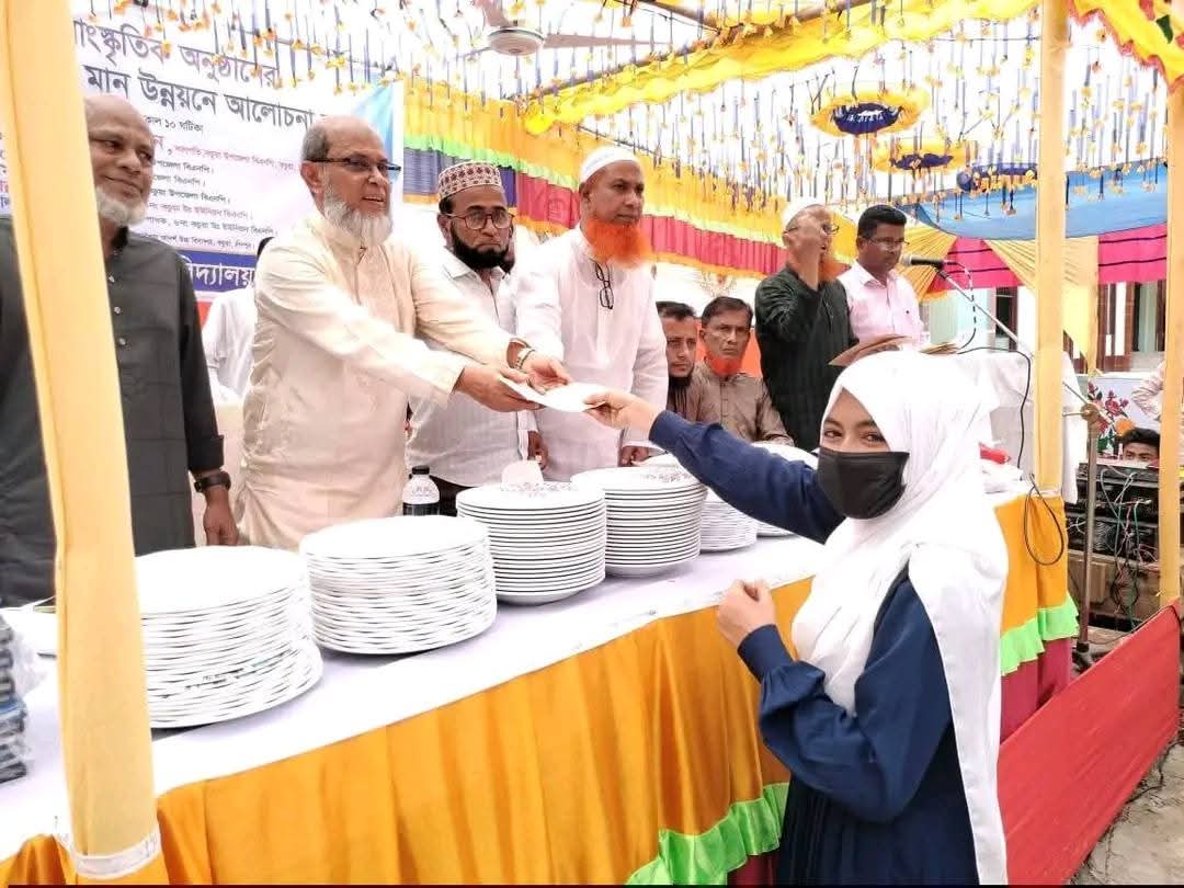 কচুয়া তেতৈয়া আর্দশ উচ্চ বিদ্যালয়ে বার্ষিক ক্রীড়া, সাংস্কৃতিক অনুষ্ঠানে পুরস্কার বিতরনী ও শিক্ষার মান উন্নয়নে আলোচনা সভা