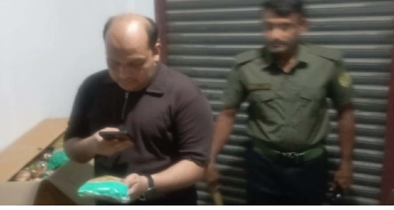 স্কুল ফিডিংয়ে খাবার খেয়ে অসুস্থ ২০ শিক্ষার্থী, অতঃপর সরবরাহকারী প্রতিষ্ঠান ‘গাক’কে ৪০ হাজার টাকা জরিমানা