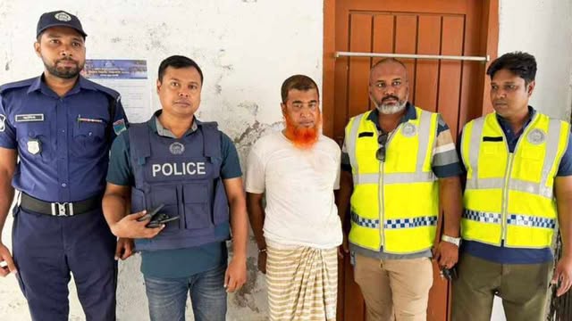 নড়াইলে শিশুকে যৌন হয়রানির অভিযোগে ইমাম গ্রেফতার