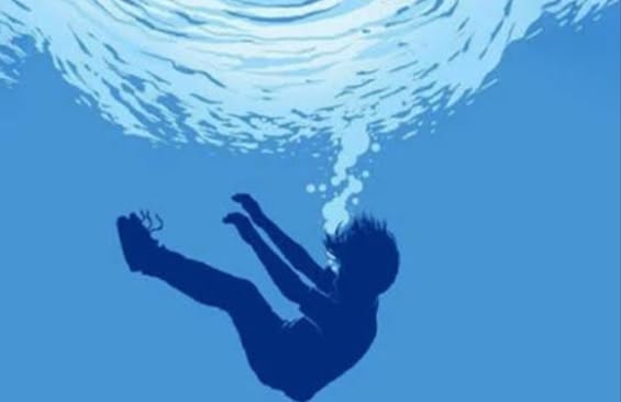 হোসেনপুরে পানিতে ডোবে আবদুল্লাহ নামে এক শিশুর মৃত্যু