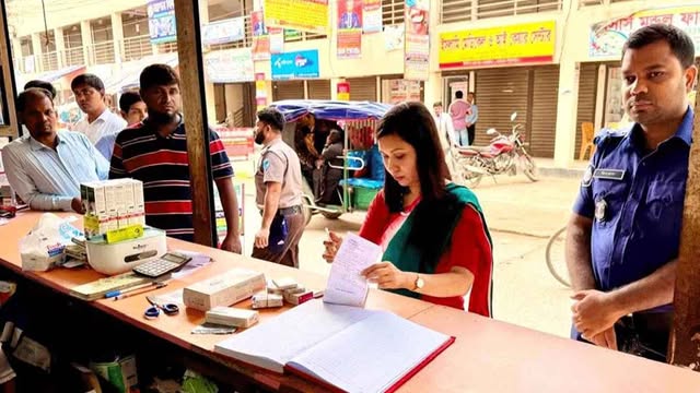 সদরপুরে ভ্রাম্যমাণ আদালতের অভিযান: ৩ ফার্মেসিকে ৯ হাজার টাকা জরিমানা