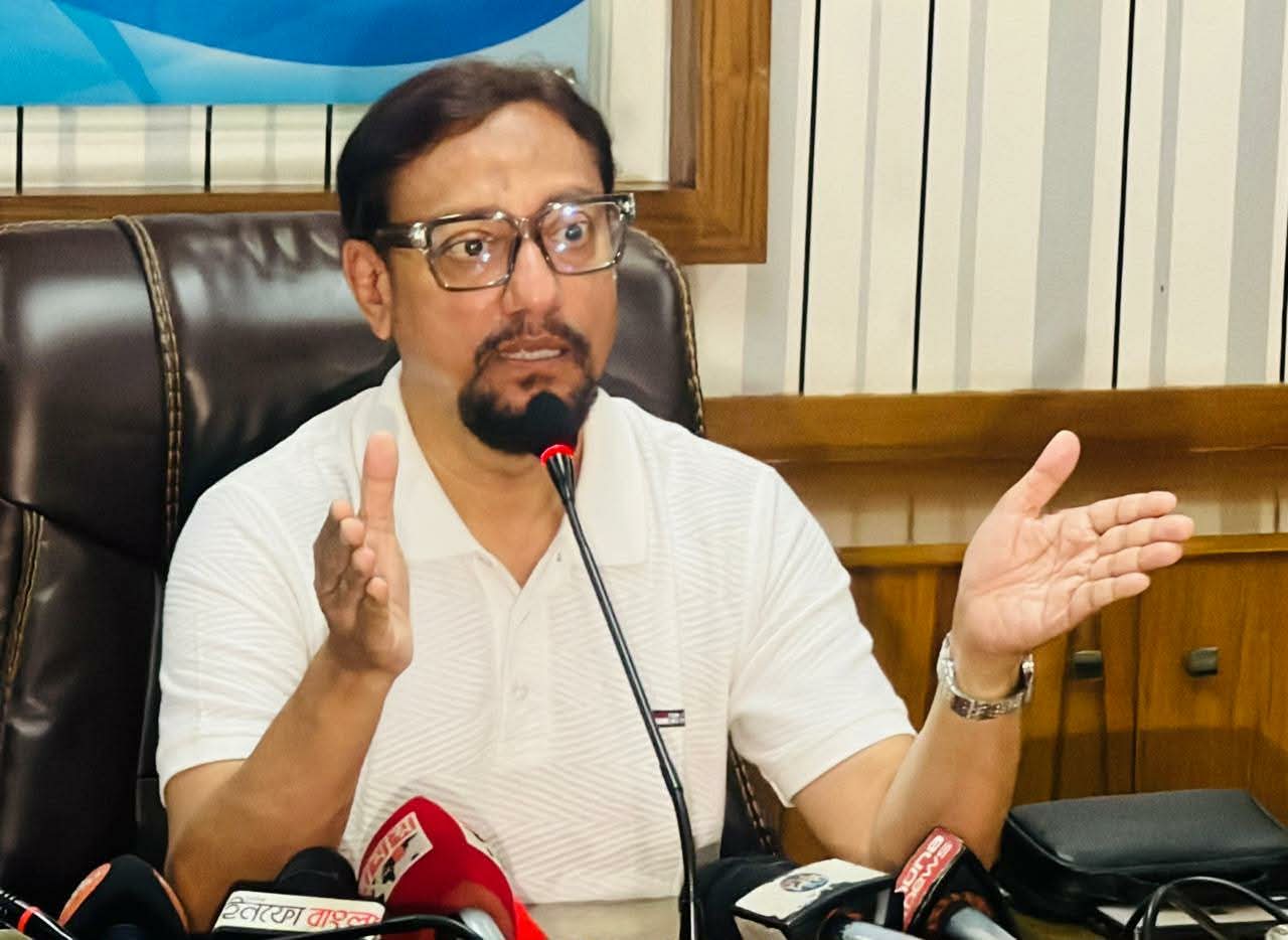গ্রাফিতি মোছার অভিযোগ ভিত্তিহীন, নির্বাচনকে সামনে রেখে অপপ্রচার চলছে:- মেয়র ডা. শাহাদাত