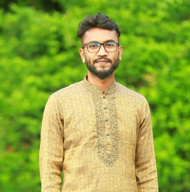 তৃণমূল রাজনীতি পেরিয়ে ঢাকায় নেতৃত্বে আলম মাহমুদ