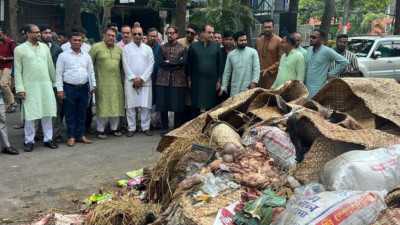 ৬ ঘন্টার মধ্যে কোরবানির বর্জ্যমুক্ত হল চট্টগ্রাম:- মেয়র ডা. শাহাদাত