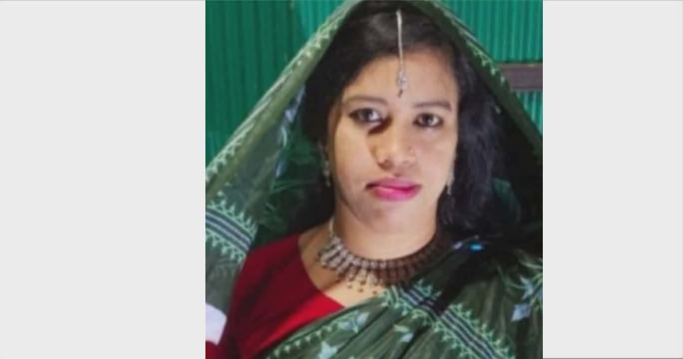 কচুয়ায় দুই সন্তানের জননী পরকীয়ায় আসক্ত হয়ে নগদ টাকা ও স্বর্ণালংকার নিয়ে প্রেমিকের সাথে উধাও