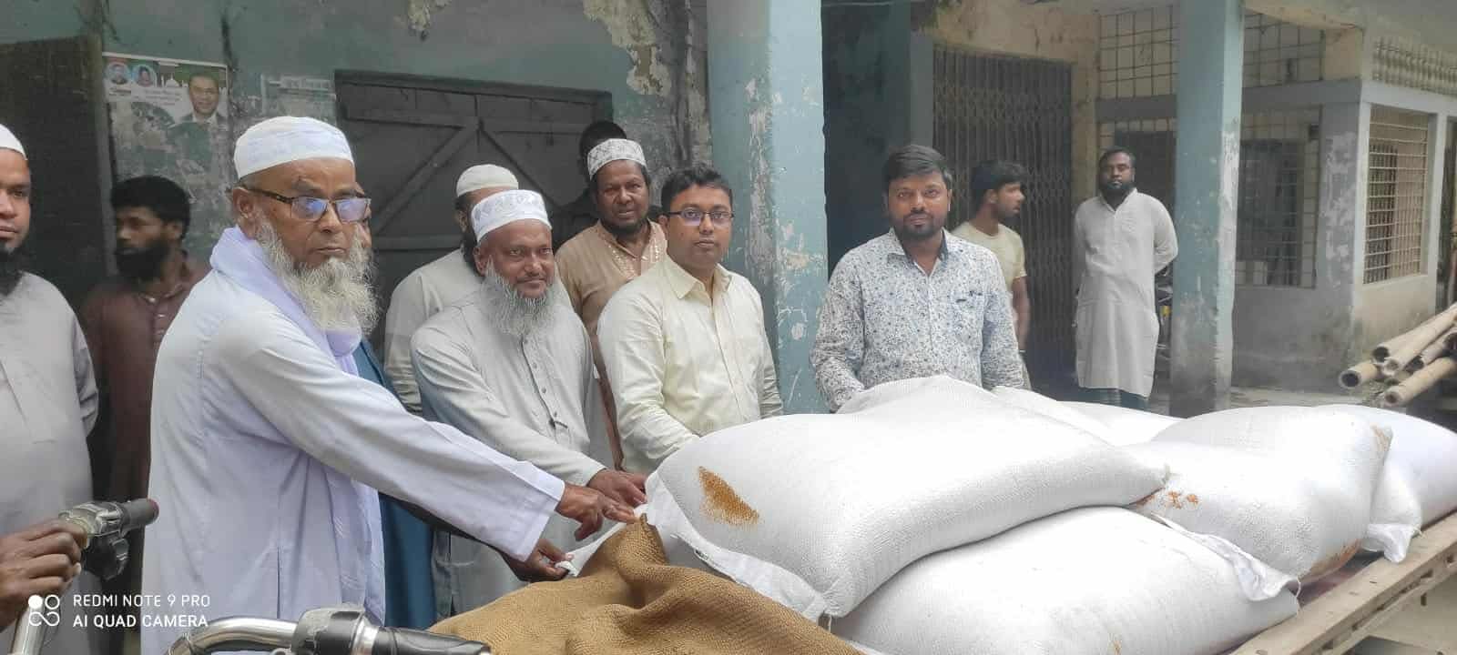 ভূরুঙ্গামারীতে কোরবানির চামড়া সংরক্ষণের জন্য বিনামূল্যে ১৪ মে.টন লবণ বিতরণ