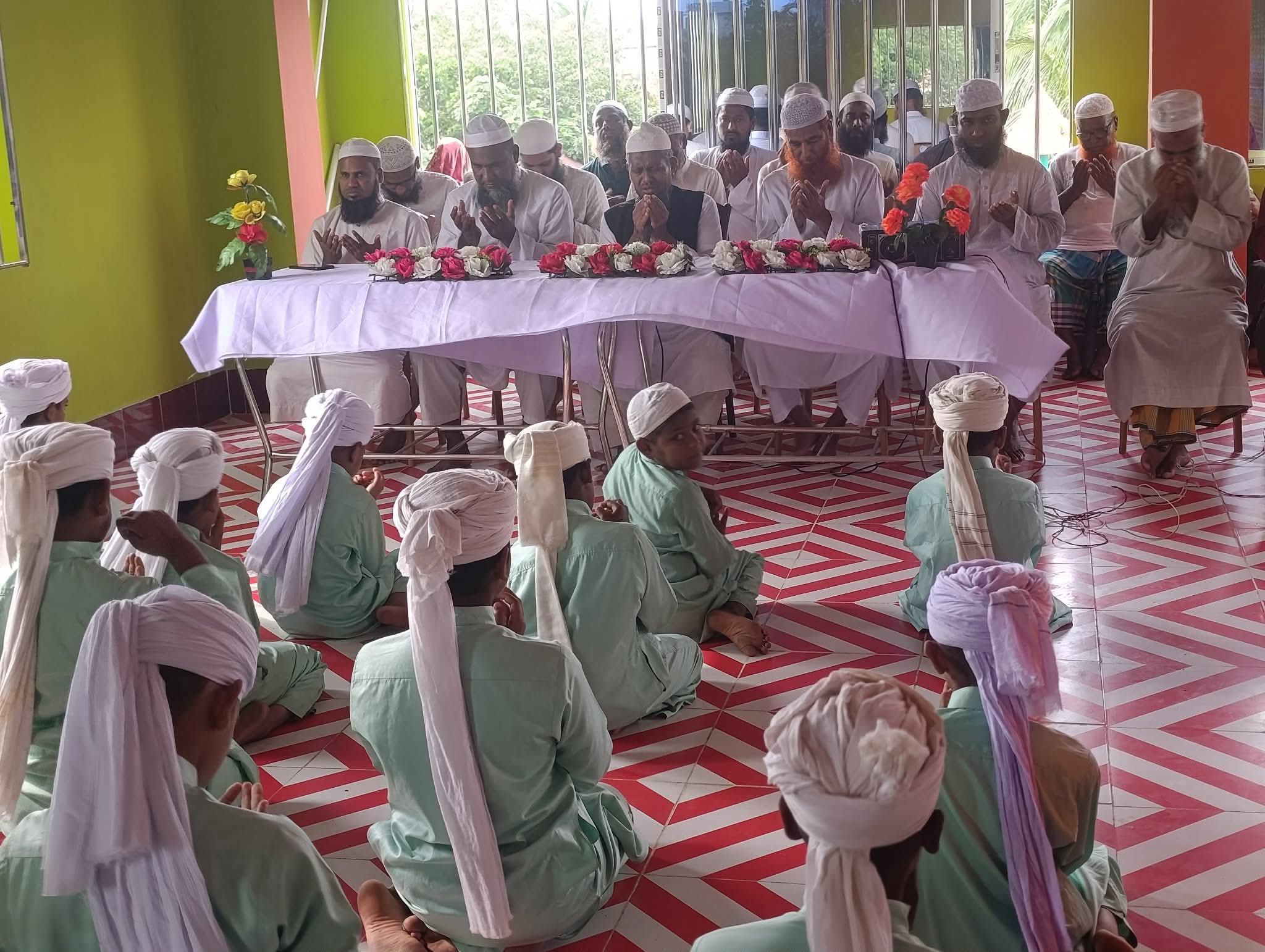 নতুন ভবনে কার্যক্রম শুরু করল তাড়াইলের ‘তাদরীসুল কুরআন মাদরাসা’