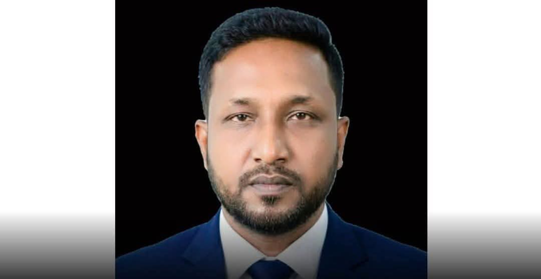 “অপেক্ষায় কাটবে না আর প্রহর, আর্তের ডাকে ছুটে যাবে আনিছের ফ্রি অ্যাম্বুলেন্স”