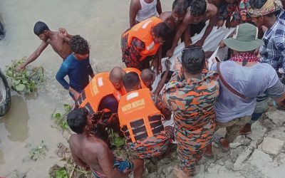 চরভদ্রাসনের চরঝাউকান্দার বালুরঘাটে নদীর বড় ট্রাক্টর  উল্টে পড়ে নিহত:উপজেলা প্রশাসন আর্থিক  সহযোগিতা 