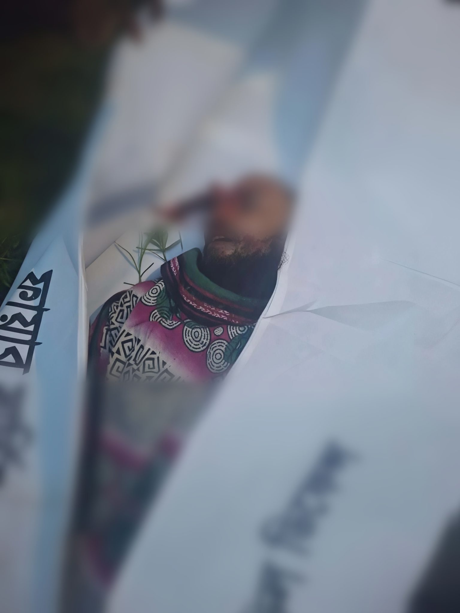 চরভদ্রাসনের গাজীরটেক বাবলাতলা বেপরোয়া ড্রাম ট্রাক চাপায় একজন নিহত 
