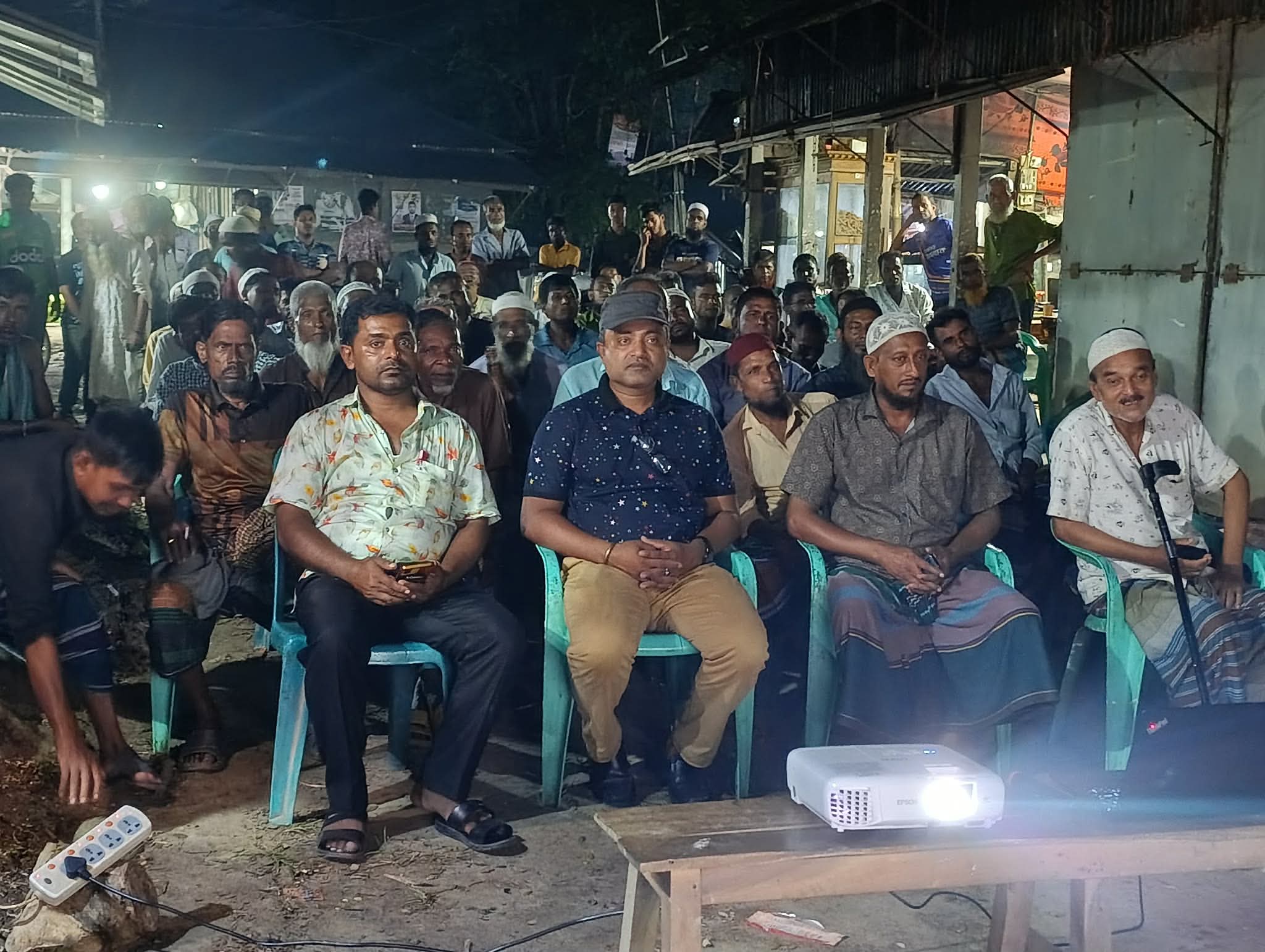 তাড়াইলে গ্রাম আদালতের সচেতনতা বৃদ্ধিতে ভিডিও শো অনুষ্ঠিত