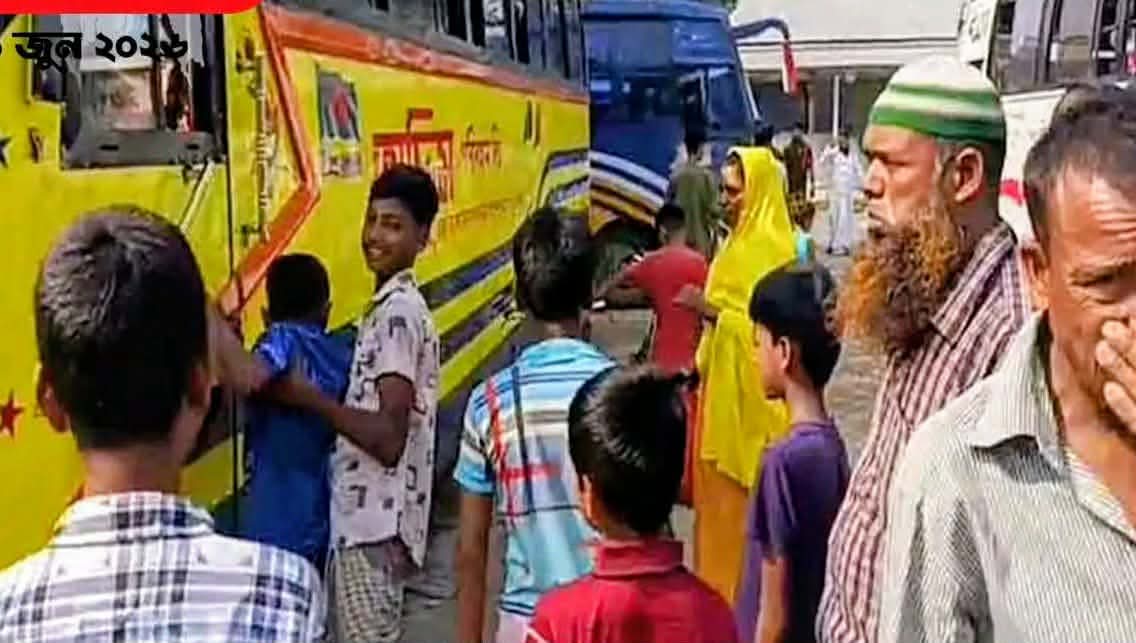 সড়কে বিভীষিকা : গাইবান্ধায় গাড়ি চাপায় পিষ্ট হয়ে যুবকের মৃত্যু