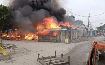 ভূরুঙ্গামারীতে ভয়াবহ অগ্নিকাণ্ড: ১০৫টি দোকান পুড়ে ছাই, ক্ষতি প্রায় ১২ কোটি টাকা