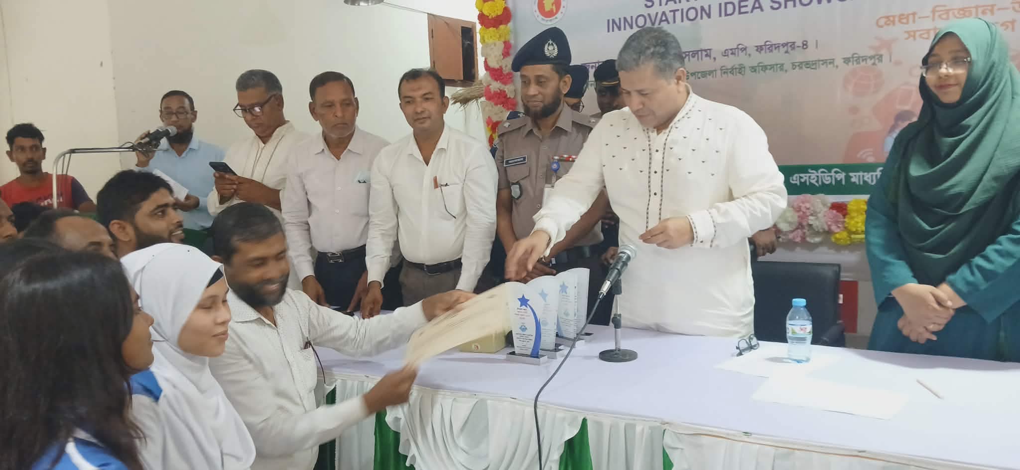 চরভদ্রাসনে বিজ্ঞানওউদ্ভাবনের শক্তিতেএগিয়ে যাবে বাংলাদেশ:বিজ্ঞানওউদ্ভাবনপ্রদর্শনী উদ্বোধনে :শহিদুল ইসলাম বাবুলএম পি 
