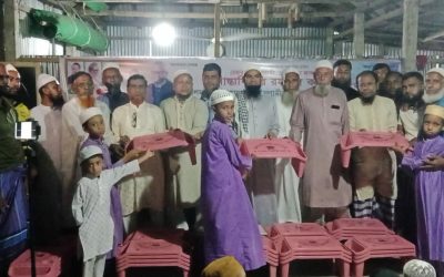 গোয়াইনঘাটে শতাধিক মাদ্রাসা শিক্ষার্থীদেরকে লেখাপড়ায় উৎসাহিত করতে যুক্তরাজ্য প্রবাসী কাওছার আহমেদের অর্থায়নে টেবিল উপহার
