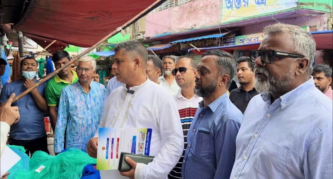 নদী-খাল-বিল রক্ষায় অবৈধ রিংজালের বিরুদ্ধে অভিযান, সচেতনতার আহ্বান প্রশাসক সিরাজুল ইসলামের