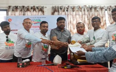 কয়রায় জাতীয় পল্লী উন্নয়ন দিবস পালন: আলোচনা সভা ও চেক বিতরণ