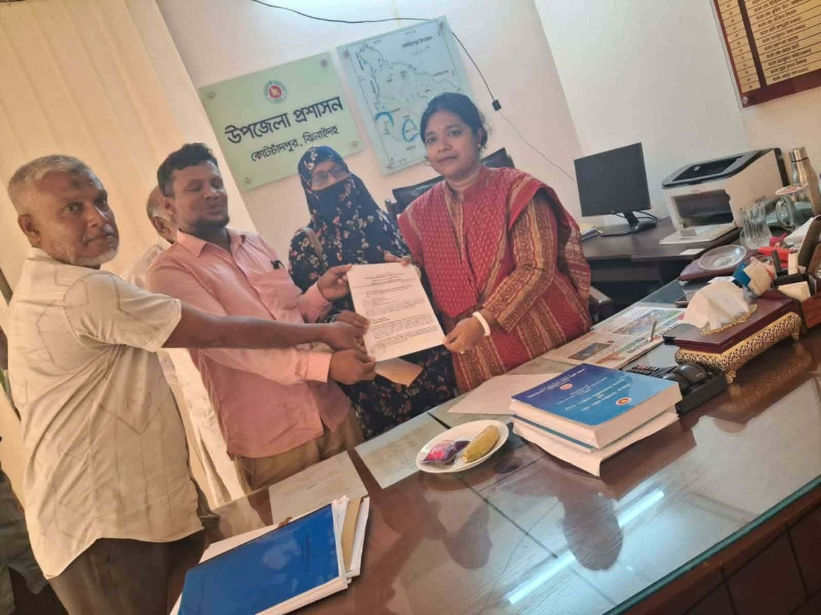 কোটচাঁদপুরে পোস্ট অফিস কর্মকর্তা-কর্মচারীদের আন্দোলন, ইউএনওর কাছে স্মারকলিপি