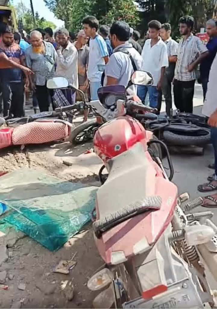 হাতীবান্ধায় ট্রাক ও ব্যাটারীচালিত অটো-বাইকে সংঘর্ষে নিহত দুই, আহত তিন
